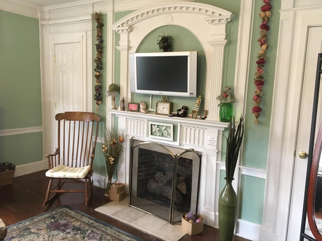 Brookside Inn At Laurens 외부 사진